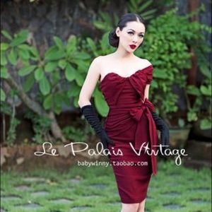 Le Palais Vintage “Hedy Lemaar” Wine Red Dress